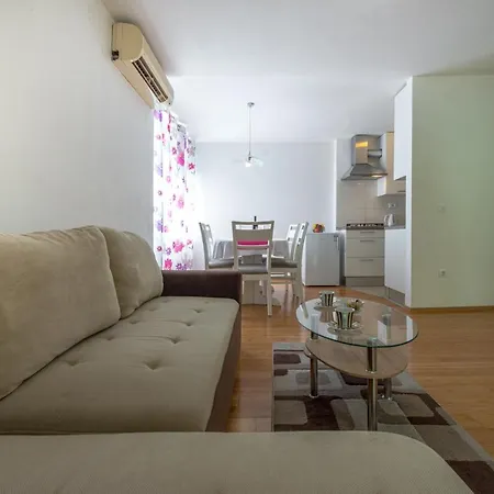 Appartement Lidija *