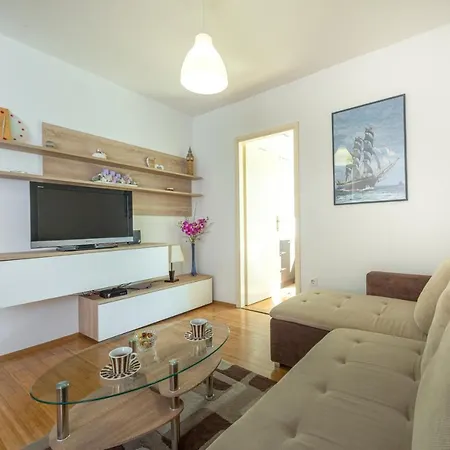 Appartement Lidija