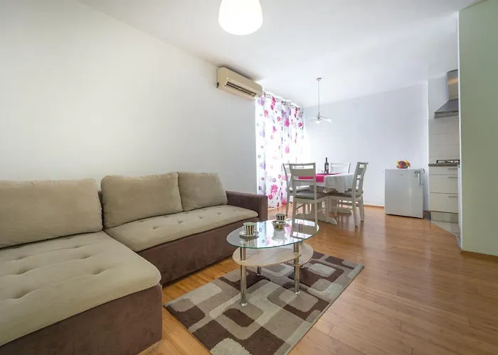 Lidija Apartman *